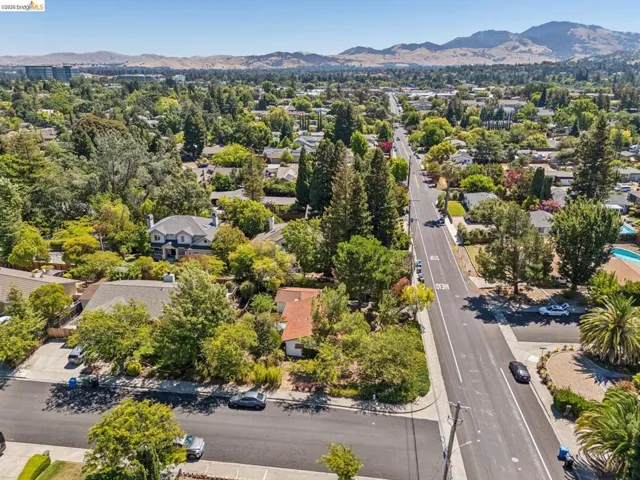 1810 3rd Ave, Walnut Creek, California 94597