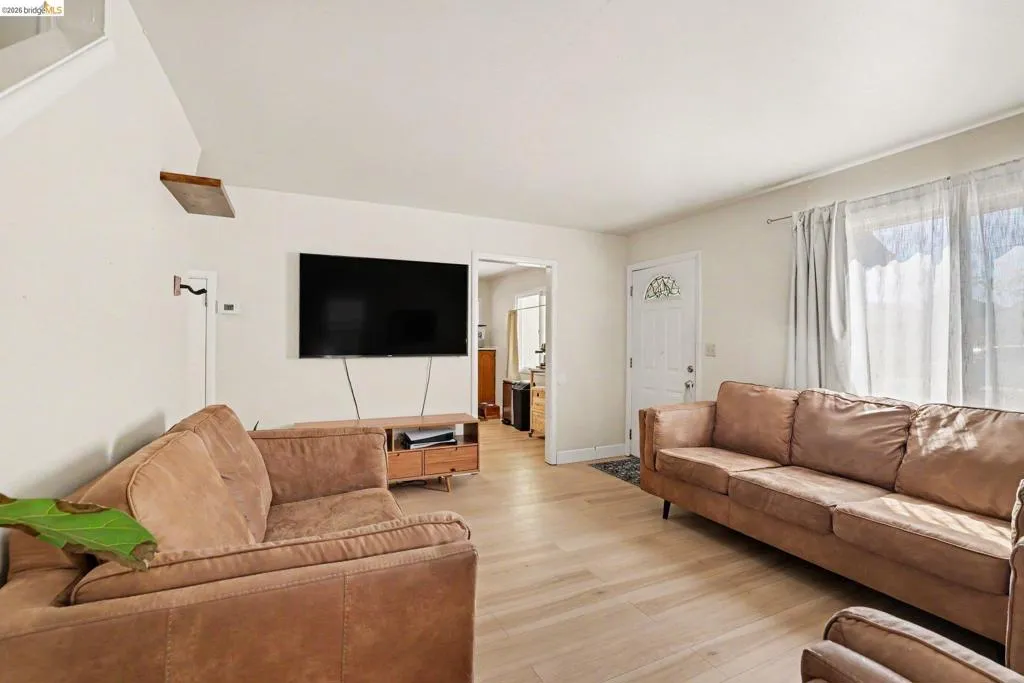 3879 Shasta Cir, Pittsburg, California 94565 — photo 5
