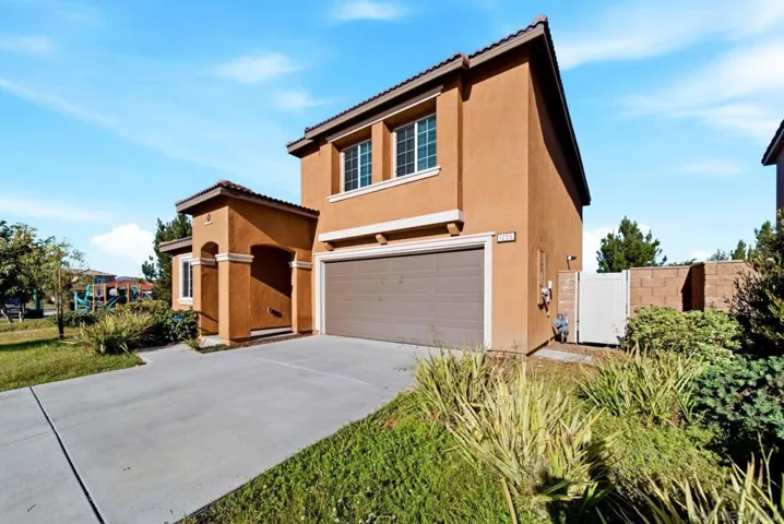 1255 Universal Way, Hemet, California 92543