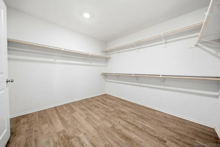 1255 Universal Way, Hemet, California 92543