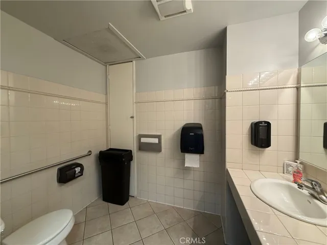 5514 E Britton, Long Beach, California 90815