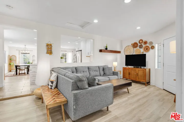 605 S Sloan Avenue, Compton, California 90221