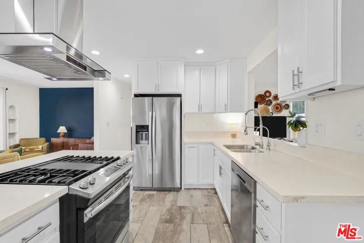 605 S Sloan Avenue, Compton, California 90221