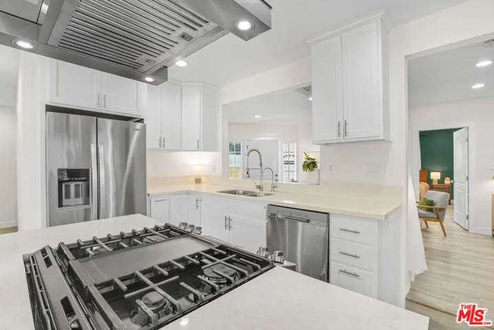 605 S Sloan Avenue, Compton, California 90221