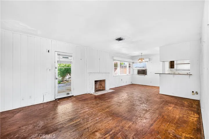 5807 Bevis Avenue, Sherman Oaks, California 91411