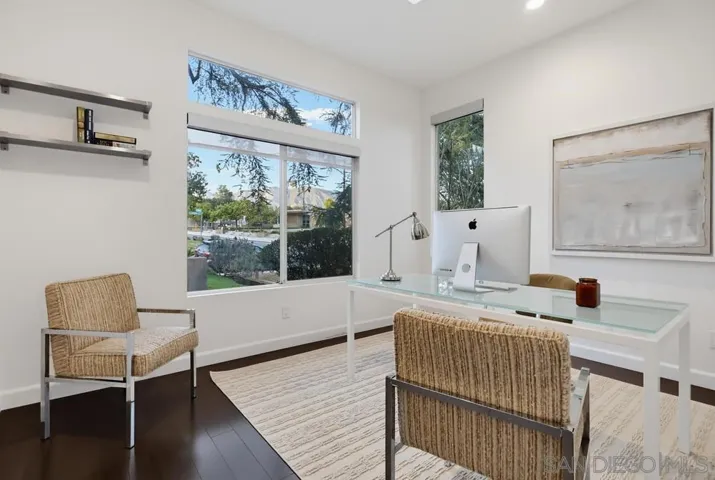 1306 Salisbury Rd, La Canada Flintridge, California 91012