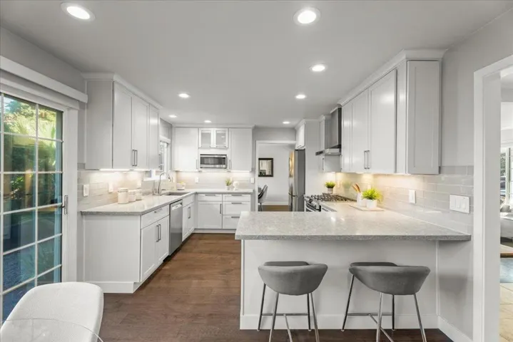 880 Savory Drive, Sunnyvale, California 94087