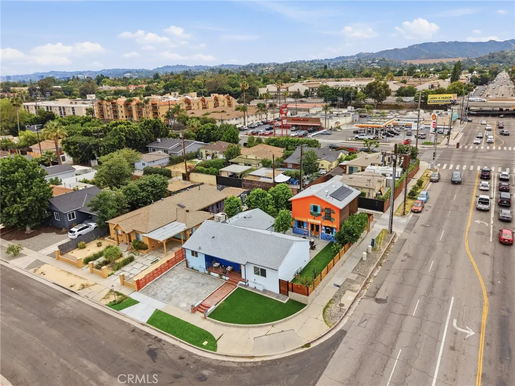 17660 Martha St, Los Angeles, California 91316 — photo 4