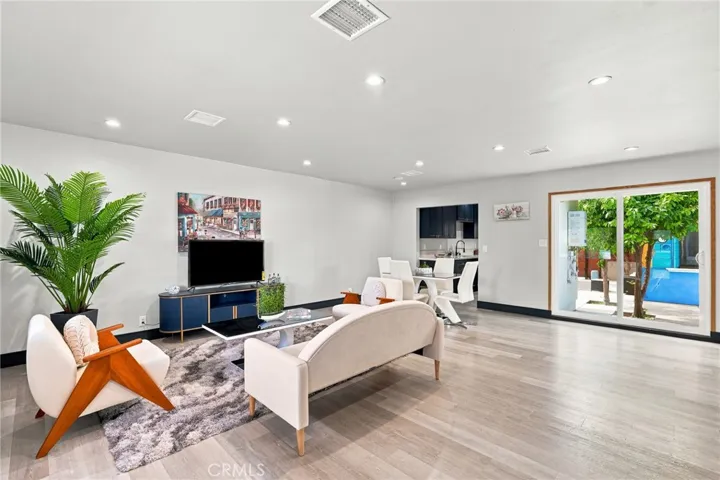 17660 Martha St, Los Angeles, California 91316
