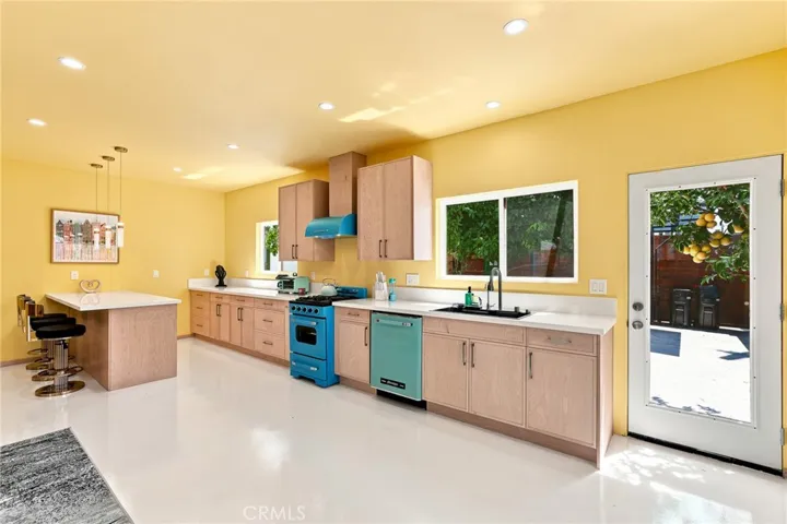 17660 Martha St, Los Angeles, California 91316