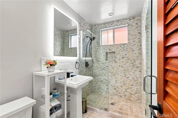 17660 Martha St, Los Angeles, California 91316