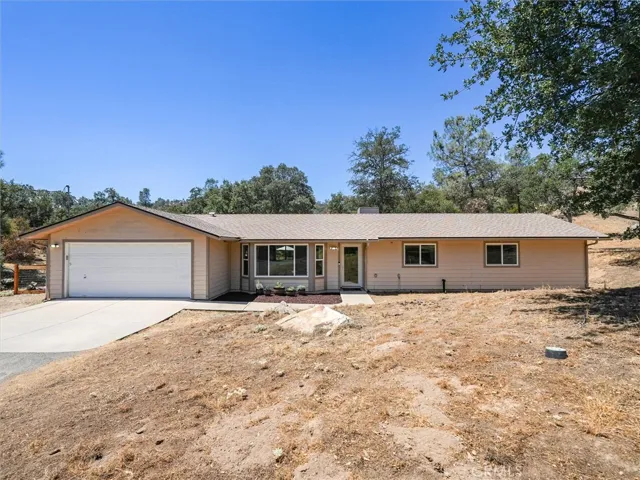 30212 N Dome Drive, Coarsegold, California 93614