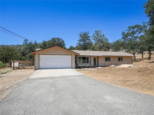 30212 N Dome Drive, Coarsegold, California 93614