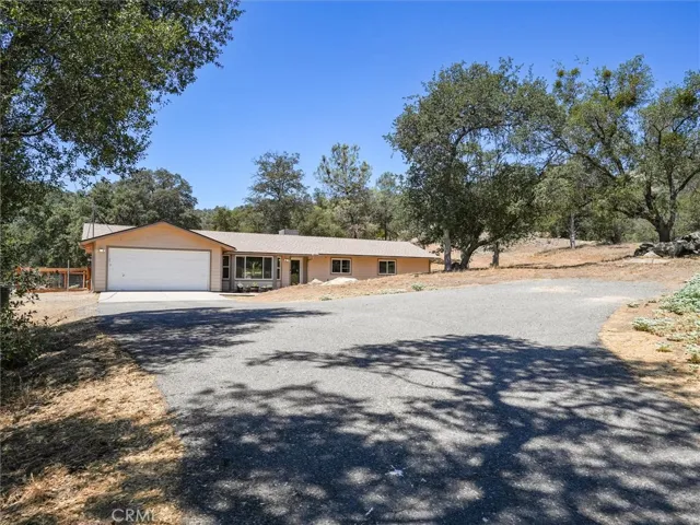 30212 N Dome Drive, Coarsegold, California 93614