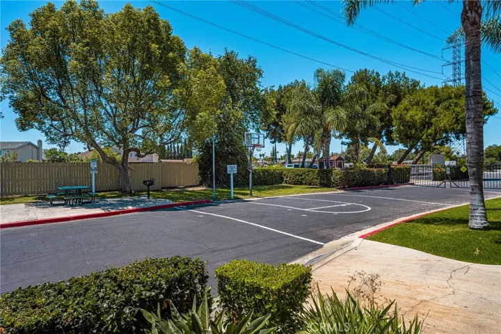 1616 S Euclid 71, Anaheim, California 92802