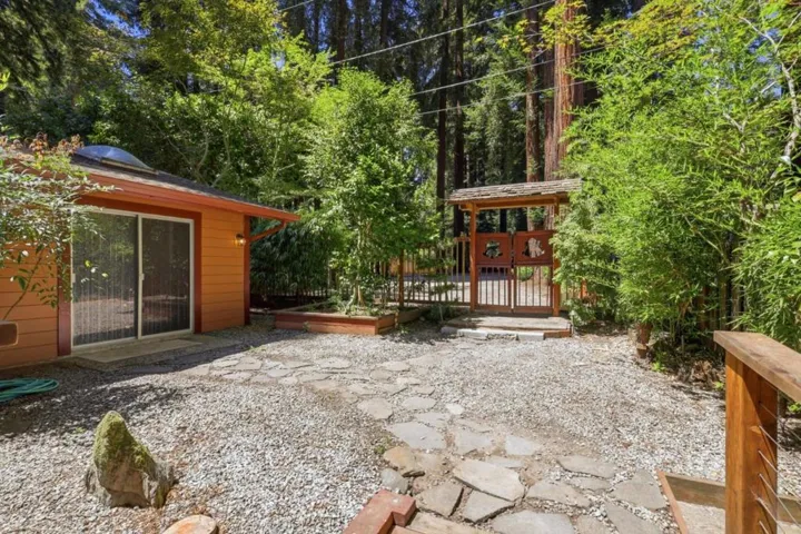 135 Glen Lomond Lane, Ben Lomond, California 95005