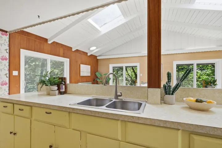 135 Glen Lomond Lane, Ben Lomond, California 95005