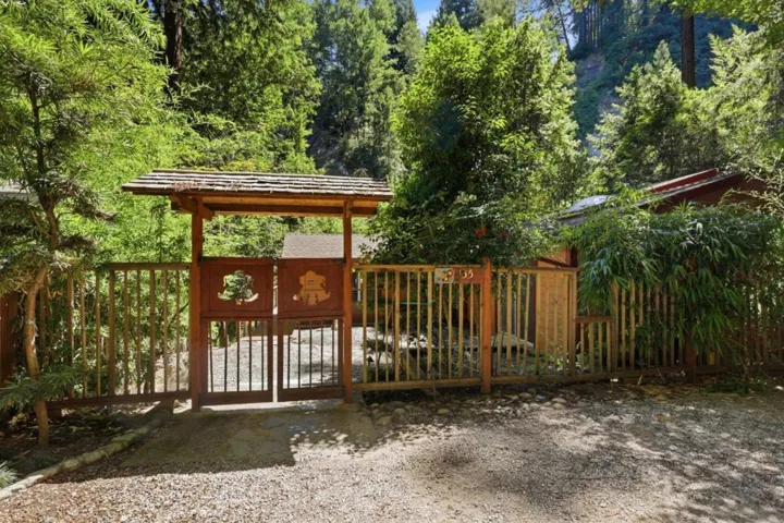 135 Glen Lomond Lane, Ben Lomond, California 95005