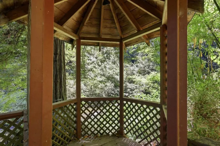 135 Glen Lomond Lane, Ben Lomond, California 95005