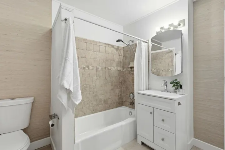 135 Glen Lomond Lane, Ben Lomond, California 95005