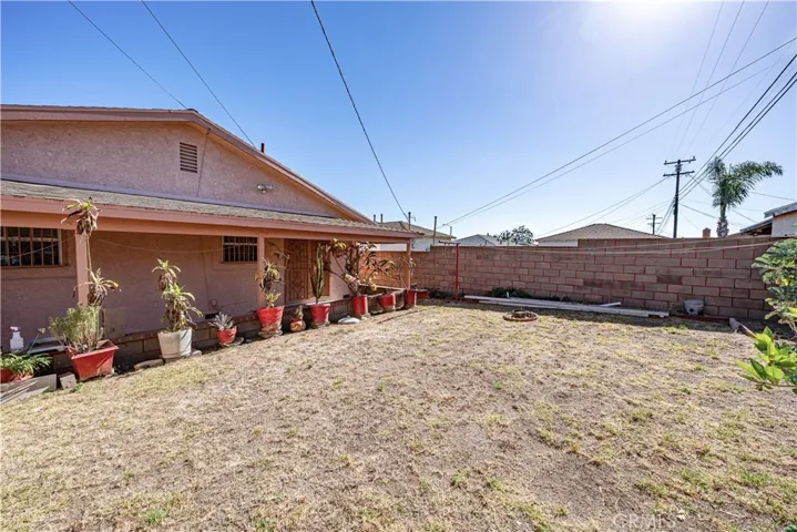 1037 W 133rd Street, Gardena, California 90247