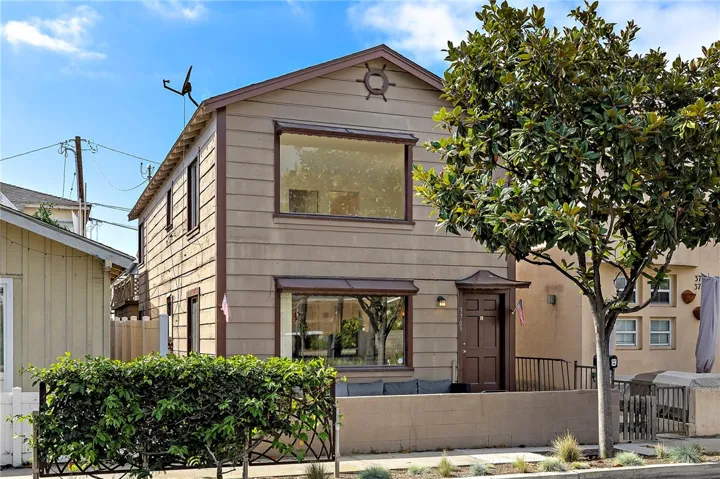 3709 W Balboa, Newport Beach, California 92663