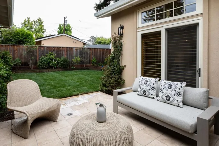 2121 Creeden Way, Mountain View, California 94040