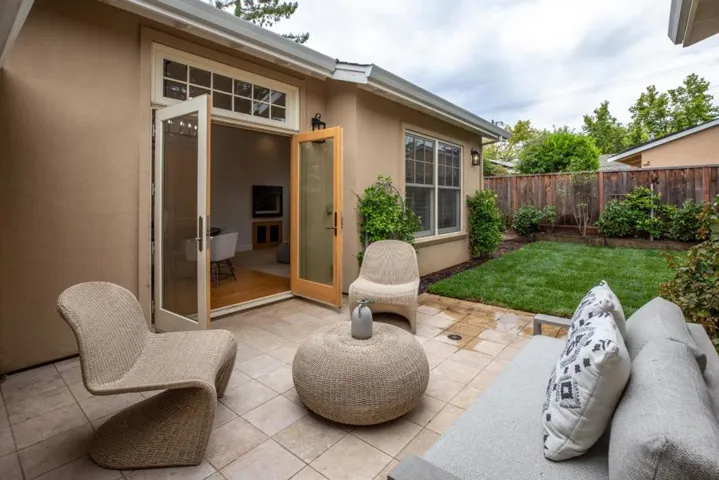 2121 Creeden Way, Mountain View, California 94040