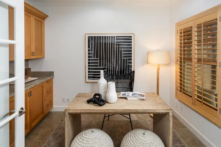2121 Creeden Way, Mountain View, California 94040