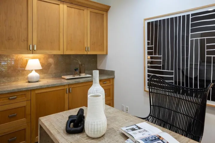 2121 Creeden Way, Mountain View, California 94040