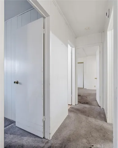 Center Hallway