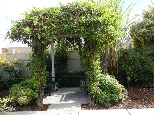 Community Walkway and Gardens