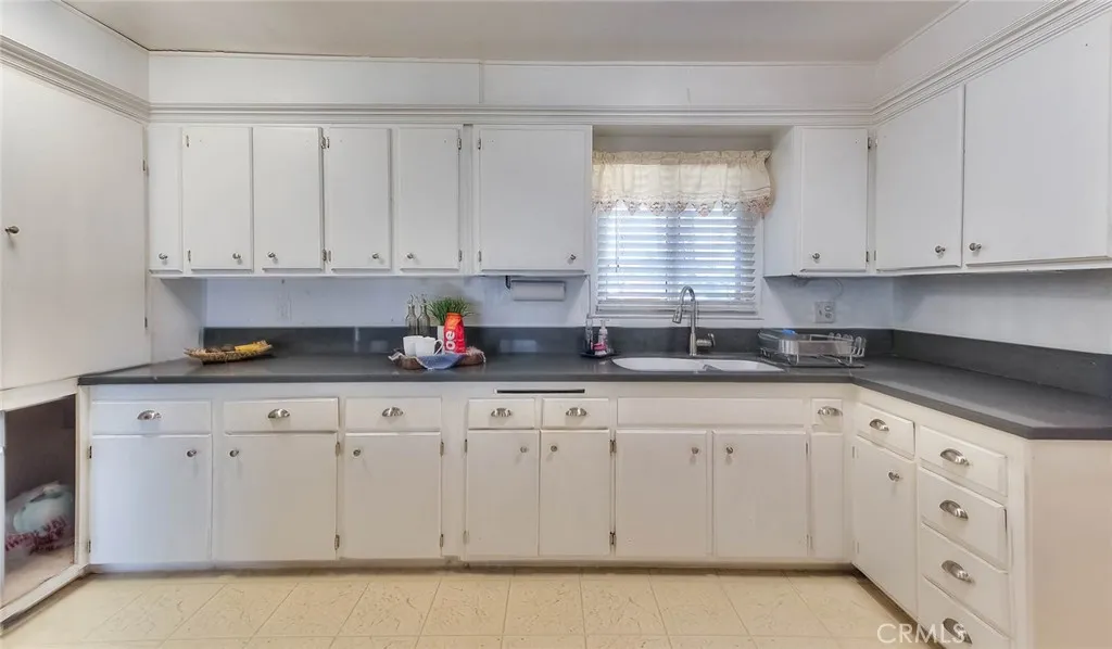 Kitchen 3