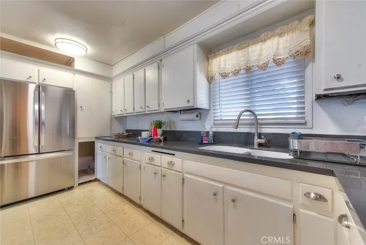 Kitchen 5