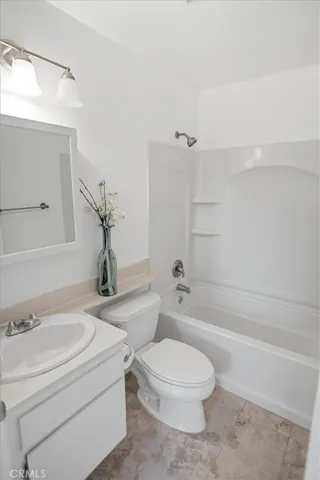 25348 Via Palacio, Valencia, California 91355