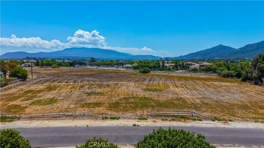 29755 E Vallejo Avenue, Temecula, California 92592