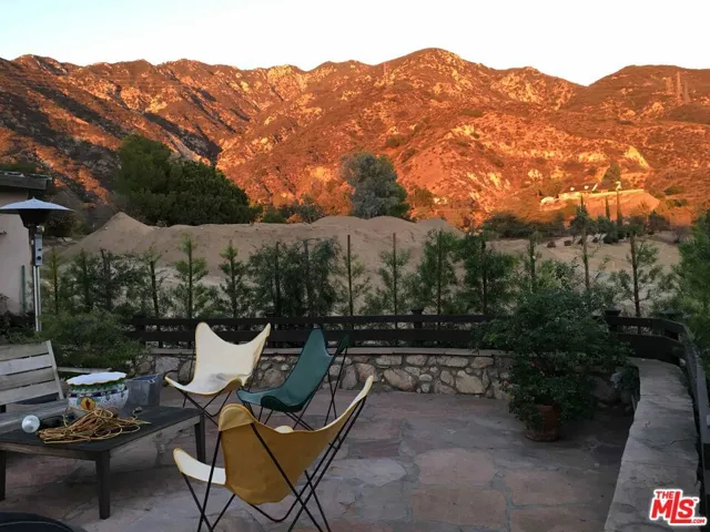 3172 Rubio Canyon Road, Altadena, California 91001