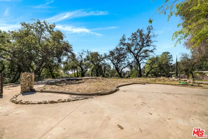 3172 Rubio Canyon Road, Altadena, California 91001