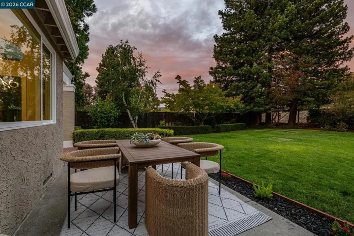 107 Dana Highlands Court, Danville, California 94526