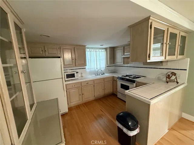 302 Churchill Road, Sierra Madre, California 91024
