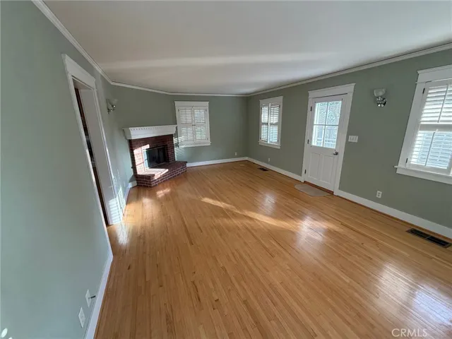 302 Churchill Road, Sierra Madre, California 91024