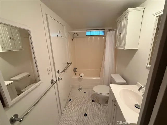 302 Churchill Road, Sierra Madre, California 91024