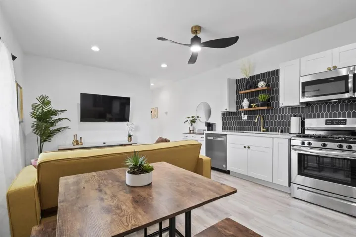 1150 Evelyn Street, San Diego, California 92114