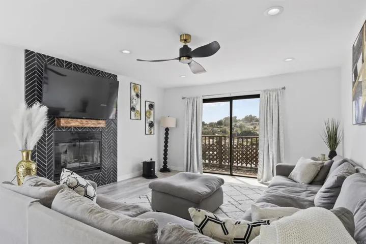 1150 Evelyn Street, San Diego, California 92114