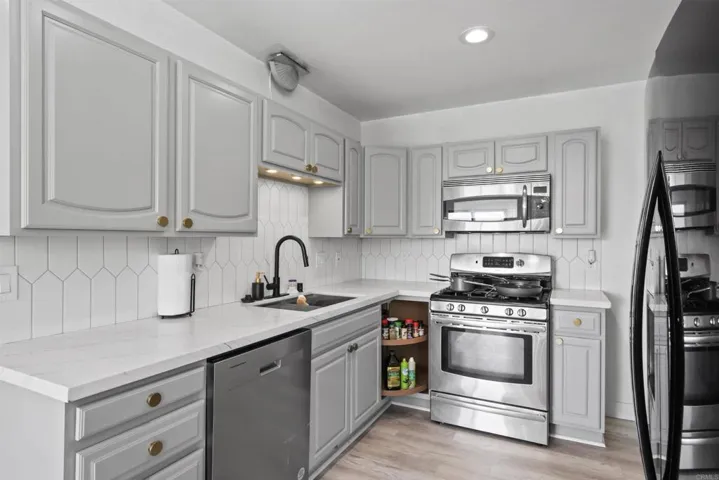 1150 Evelyn Street, San Diego, California 92114