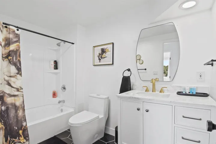1150 Evelyn Street, San Diego, California 92114