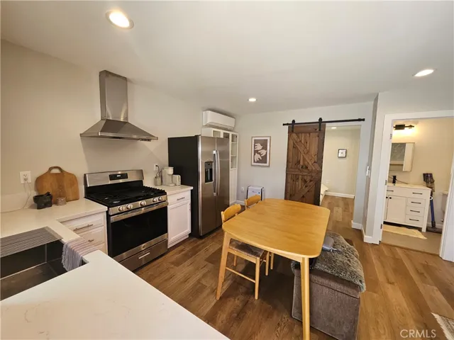 1554 Orange Avenue C, Costa Mesa, California 92627