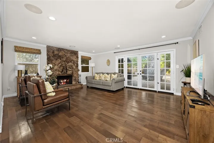 261 Oakhurst, Arcadia, California 91007