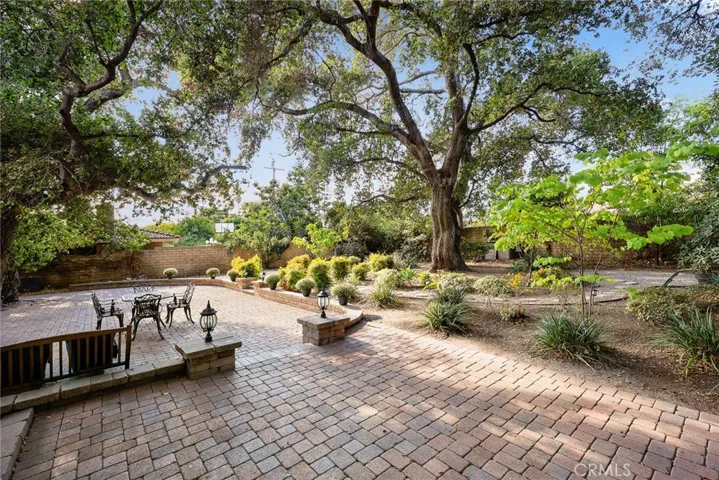 261 Oakhurst, Arcadia, California 91007