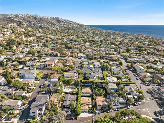 637 Saint Anns Drive, Laguna Beach, California 92651